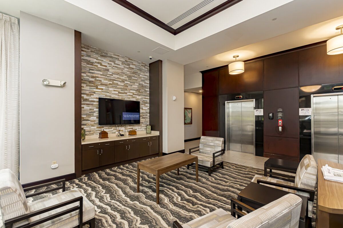 Staybridge Suites: 4001 Nicholson Dr, Baton Rouge, LA 70808